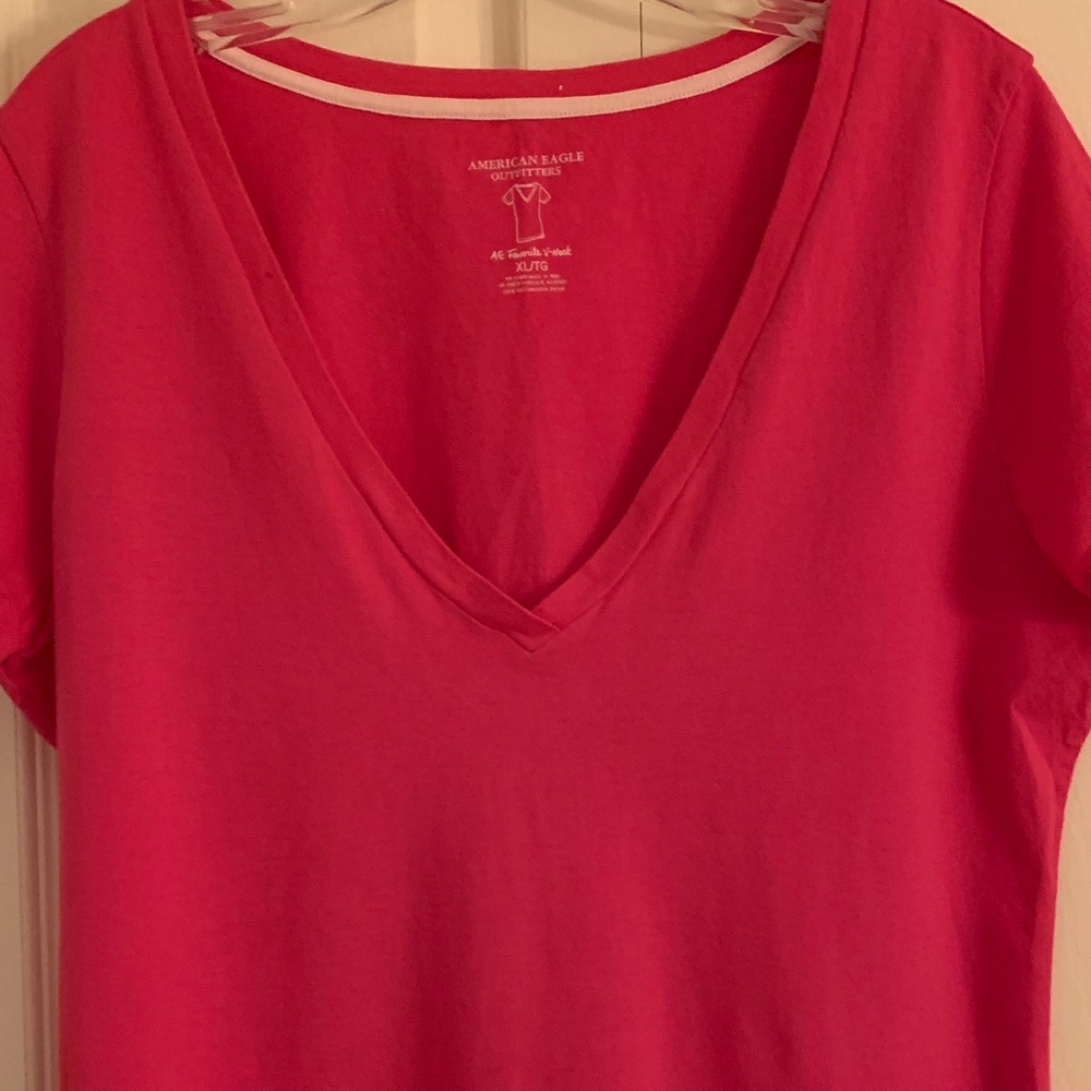 NWOT American Eagle Hot Pink V-Neck Cotton Tee